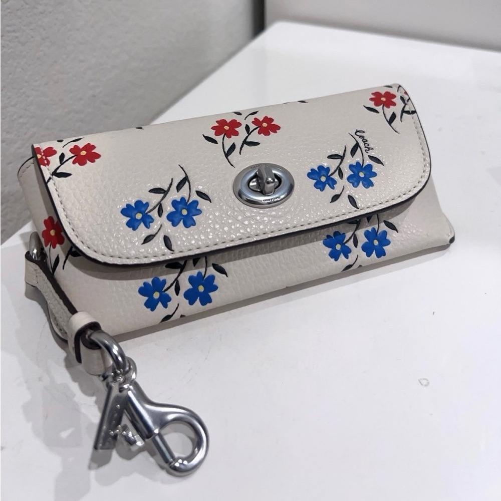 Coach Sunglass Case CU213 With Floral Print